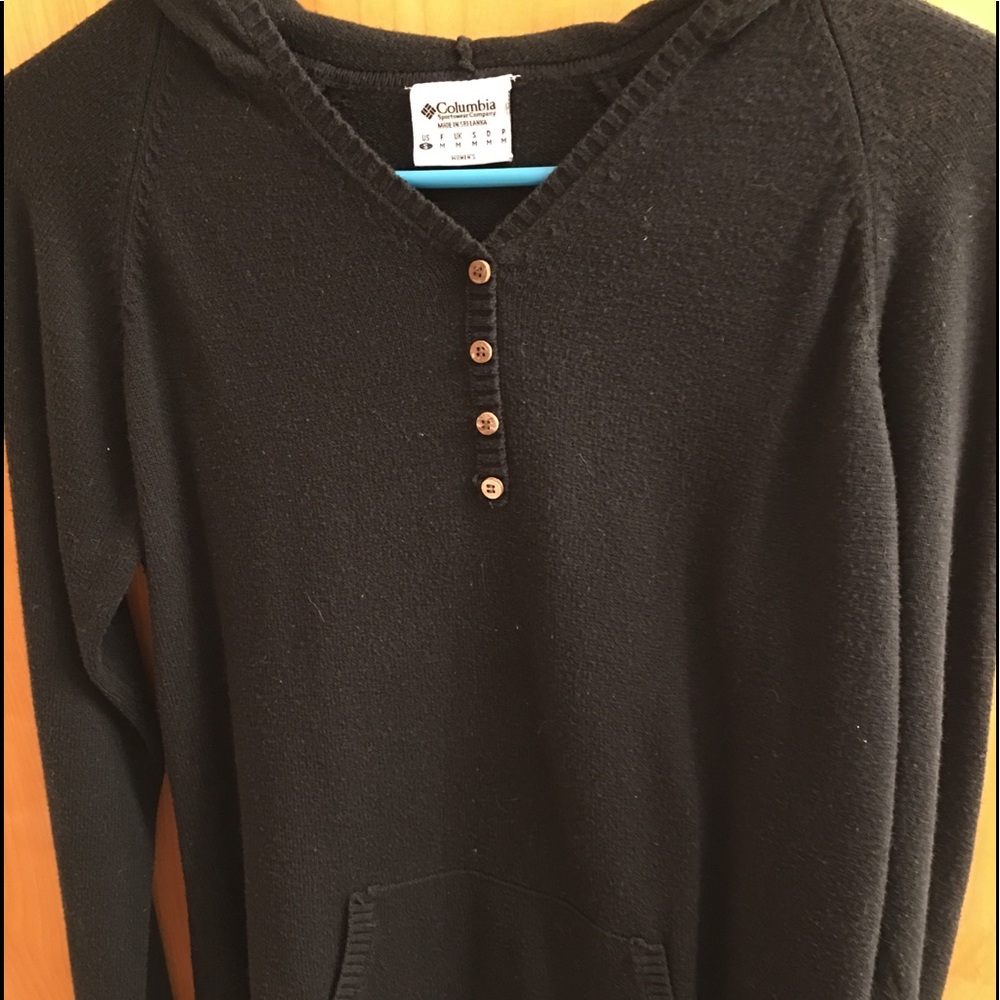 Columbia sweatshirt